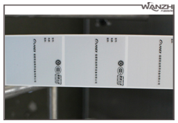 全自動卷膜貼標機_卷膜貼(tiē)標機_亚洲第一免费播放区自動化